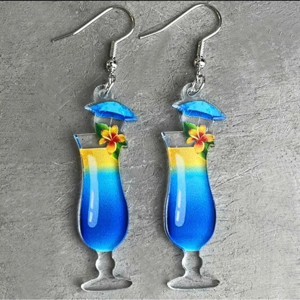 Cheers to Style! š¹ Tropical Cocktail Earrings for Every Occasion! NWT Summertime - Picture 3 of 3